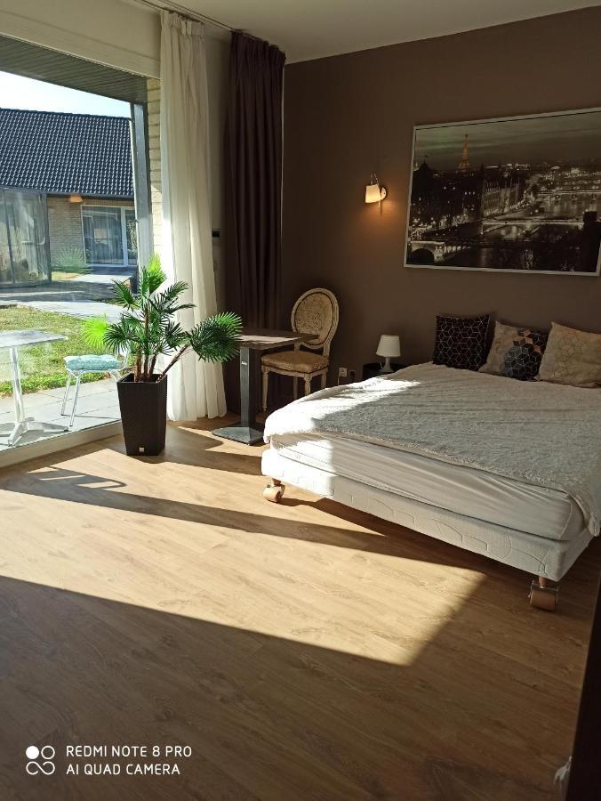 Hotel Fleur De Lys Bailleul  Eksteriør bilde